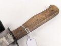 Kampfmesser / Stiefelmesser Wehrmacht. "Bowieklinge" Scheide Originallack