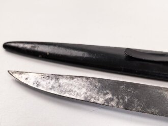 Kampfmesser / Stiefelmesser Wehrmacht. "Bowieklinge" Scheide Originallack