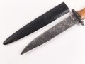 Kampfmesser / Stiefelmesser Wehrmacht. "Bowieklinge" Scheide Originallack
