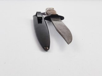 Kampfmesser / Stiefelmesser Wehrmacht. "Bowieklinge" Scheide Originallack