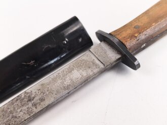 Kampfmesser / Stiefelmesser Wehrmacht. "Bowieklinge" Scheide Originallack