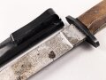 Kampfmesser / Stiefelmesser Wehrmacht. "Bowieklinge" Scheide Originallack
