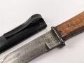 Kampfmesser / Stiefelmesser Wehrmacht. Hersteller "Eickhorn Solingen" ,  Scheide Originallack