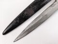 Kampfmesser / Stiefelmesser Wehrmacht. Leicht beschliffene Klinge,  Scheide Originallack