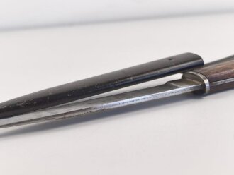 Kampfmesser / Stiefelmesser Wehrmacht. "Bowieklinge" Scheide Originallack