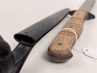 Kampfmesser / Stiefelmesser Wehrmacht. "Bowieklinge" Scheide Originallack, sehr seltene " Belederung" aus Chelluloid