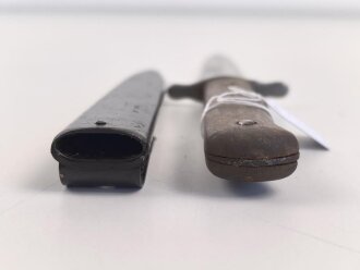 Kampfmesser / Stiefelmesser Luftwaffe. Saubere Klinge mit Luftwaffenabnahme, Scheide Originallack