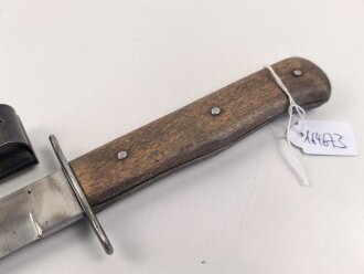 Kampfmesser / Stiefelmesser Luftwaffe. Saubere Klinge mit Luftwaffenabnahme, Scheide Originallack