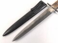 Kampfmesser / Stiefelmesser Luftwaffe. Saubere Klinge mit Luftwaffenabnahme, Scheide Originallack