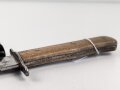 Kampfmesser / Stiefelmesser Luftwaffe. Minimal fleckige Klinge mit Luftwaffenabnahme, Scheide Originallack