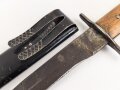 Kampfmesser / Stiefelmesser Luftwaffe. Beschliffen und gedunkelte Klinge , Scheide Originallack