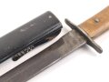 Kampfmesser / Stiefelmesser Luftwaffe. Beschliffen und gedunkelte Klinge , Scheide Originallack