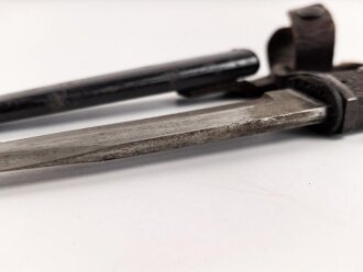 1.Weltkrieg,  Grabendolch für Offiziere, wuchtiges, aufpflanzbares Stück von Eickhorn Solingen, ungereinigt