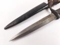 1.Weltkrieg,  Grabendolch für Offiziere, wuchtiges, aufpflanzbares Stück von Eickhorn Solingen, ungereinigt