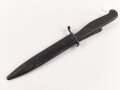 1.Weltkrieg  Grabendolch. Metallgriff, ordentliche Klinge, Originallack. Ungereinigtes Stück
