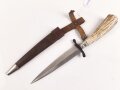 1.Weltkrieg  Grabendolch. Eigentumstück mit Hirschhorngriffschalen und Lederscheide. Die Klinge leicht beschliffen, sonst guter Gesamtzustand #1