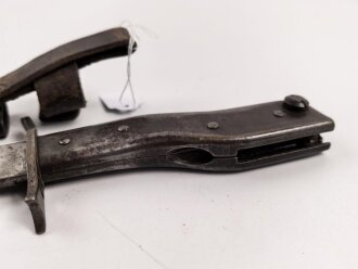 1.Weltkrieg  Grabendolch DEMAG Duisburg. Getragenes Stück mit resten der originalen Lackierung