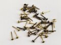 50 Stück Rundkopfsplinte Messing, Kopfdurchmesser je knapp über 6mm. Zum Teil angelaufen und silbern wirkend. Sie erhalten eine Tüte mit 50 Stück aus neuzeitlicher Fertigung