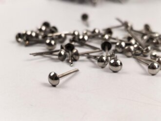50 Stück Rundkopfsplinte silbern, Kopfdurchmesser je knapp über 6mm.  Sie erhalten eine Tüte mit 50 Stück aus neuzeitlicher Fertigung