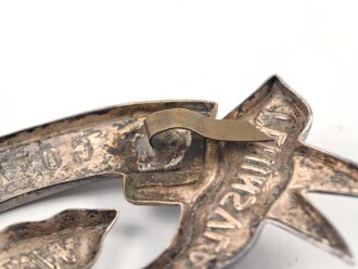 Preussen, Emblem für eine Pelzmütze für Angehörige im Husaren Regiment Nr. 12. Neuzeitliche Sammleranfertigung