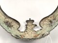 Preussen, Emblem für eine Pickelhaube für Mannschaften der Garde Regimenter. Buntmetall versilbert, Befestigungsabstand etwa 95mm