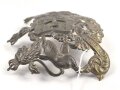 Württemberg, Emblem für eine Pickelhaube für einen Reserveoffizier. Buntmetall mit resten der Vergoldung. Befestigungsabstand etwa 69mm