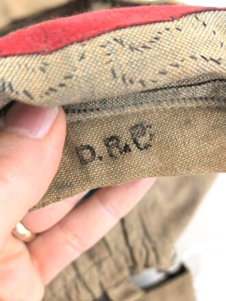 1.Weltkrieg, feldgrauer Überzug für eine Pickelhaube eines Angehörigen im Reserve Infanterie Regiment 29. Ausführung ab 1916 mit grüner Nummer, diese wurde auf einen bereits vorhandenen Bezug aufgenäht  ( wendbar mit Manöverband)