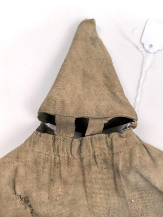 1.Weltkrieg, feldgrauer Überzug für eine Pickelhaube eines Angehörigen im Reserve Infanterie Regiment 29. Ausführung ab 1916 mit grüner Nummer, diese wurde auf einen bereits vorhandenen Bezug aufgenäht  ( wendbar mit Manöverband)
