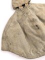 1.Weltkrieg, feldgrauer Überzug für eine Pickelhaube eines Angehörigen im bayrischen Feldartillerie Regiment 10. Ausführung ab 1916 mit grüner Nummer. Deutlich getragenes Stück