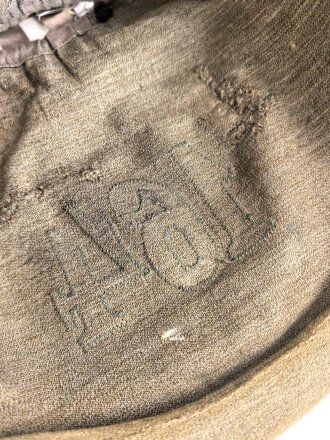 1.Weltkrieg, feldgrauer Überzug für eine Pickelhaube eines Angehörigen im Infanterie Regiment 164. Ausführung ab 1916 mit grüner Nummer. Deutlich getragenes Stück