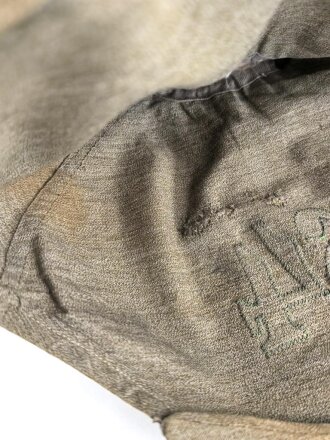 1.Weltkrieg, feldgrauer Überzug für eine Pickelhaube eines Angehörigen im Infanterie Regiment 164. Ausführung ab 1916 mit grüner Nummer. Deutlich getragenes Stück
