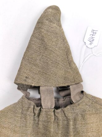 1.Weltkrieg, feldgrauer Überzug für eine Pickelhaube eines Angehörigen im Infanterie Regiment 164. Ausführung ab 1916 mit grüner Nummer. Deutlich getragenes Stück