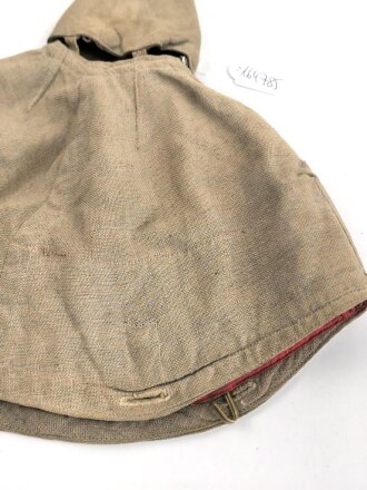 1.Weltkrieg, feldgrauer Überzug für eine Pickelhaube eines Angehörigen im Infanterie Regiment 111. Wendbare Ausführung , die andere Seite mit Manöverband. Deutlich getragenes Stück