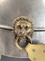 Bayern, Mannschaftshelm für Kürassiere Modell 1842 in der Trageweise bis 1864 ( Monogramm M für König Max II. ) Vor längerer Zeit gereinigtes Stück, das Innenfutter fehlt, sonst guter Gesamtzustand