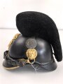 Bayern, Raupenhelm Modell 1868 für Mannschaften der Infanterie. Vor längerer Zeit gereinigtes Stück, die originale Webpelzraupe wackelt ein wenig, sonst guter Gesamtzustand