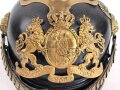 Bayern, Pickelhaube für einen Offizier der Polizei. Der Spitzenteller wackelt leicht, sonst guter Gesamtzustand