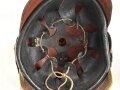 Bayern, Pickelhaube für Mannschaften der Artillerie um 1914. Zusammengehöriges Eigentumstück in gutem Gesamtzustand.