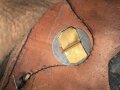 Bayern, Pickelhaube für Mannschaften der Artillerie um 1914. Zusammengehöriges Eigentumstück in gutem Gesamtzustand.