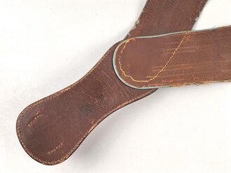 NSDAP Bandolier für einen Fahnenträger einer Ortsgruppenfahne. Hersteller RZM L2/ 2601/39.  Getragenes Stück, ungereinigt