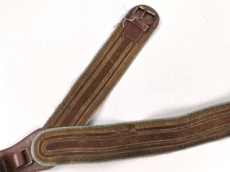 NSDAP Bandolier für einen Fahnenträger einer Ortsgruppenfahne. Hersteller RZM L2/ 2601/39.  Getragenes Stück, ungereinigt