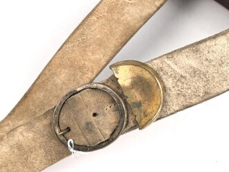 Bayern, Kartuschkasten mit Bandolier für Mannschaften der Artillerie. Kammerstück von 1902/ 1907 in sehr gutem Zustand.