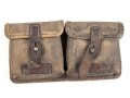 Magazintasche Wehrmacht für K43 Magazine. Gelbes Ersatzmaterial. Deutlich getragenes, ungereinigtes Stück
