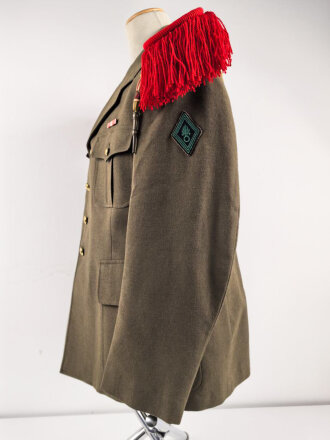 Frankreich Fremdenlegion, Uniformjacke von 1977 eines Angehörigen des 13. Regiments. Der Brustanhänger von Drago, alle Effekten zugehörig , guter Gesamtzustand