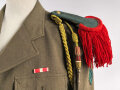 Frankreich Fremdenlegion, Uniformjacke von 1977 eines Angehörigen des 13. Regiments. Der Brustanhänger von Drago, alle Effekten zugehörig , guter Gesamtzustand