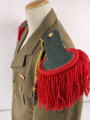Frankreich Fremdenlegion, Uniformjacke von 1977 eines Angehörigen des 13. Regiments. Der Brustanhänger von Drago, alle Effekten zugehörig , guter Gesamtzustand