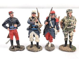 Frankreich Fremdenlegion, zwölf Zinnfiguren je etwa 7cm hoch, gebraucht