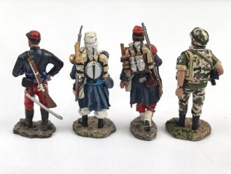 Frankreich Fremdenlegion, zwölf Zinnfiguren je etwa 7cm hoch, gebraucht