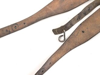 Frankreich 1. Weltkrieg, Koppeltasche für die kurze Drahtschere. Gebraucht, Leder weich, datiert 1915
