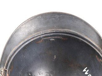 Frankreich 1. Weltkrieg, Stahlhelm Adrian Modell 1915 für Infanterie. Originallack, Innenfutter und Kinnriemen fehlen