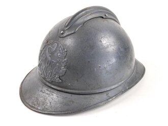 Frankreich 1. Weltkrieg, Stahlhelm Adrian Modell 1915 für Sanitäter. Originallack, guter Zustand